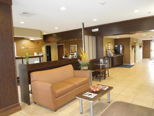 Microtel Inn & Suites By Wyndham Harrisonburg image 13