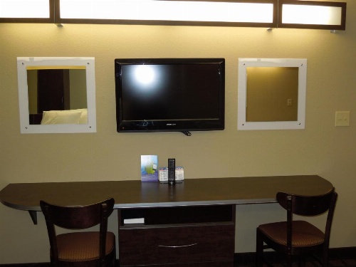 Microtel Inn & Suites By Wyndham Harrisonburg image 24